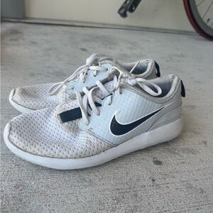 Nike women’s White and Black Sneakers size 8